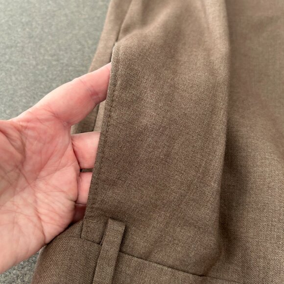 IZOD Men's Dress Pants - Brown - Size 40W/32L - Picture 4 of 10